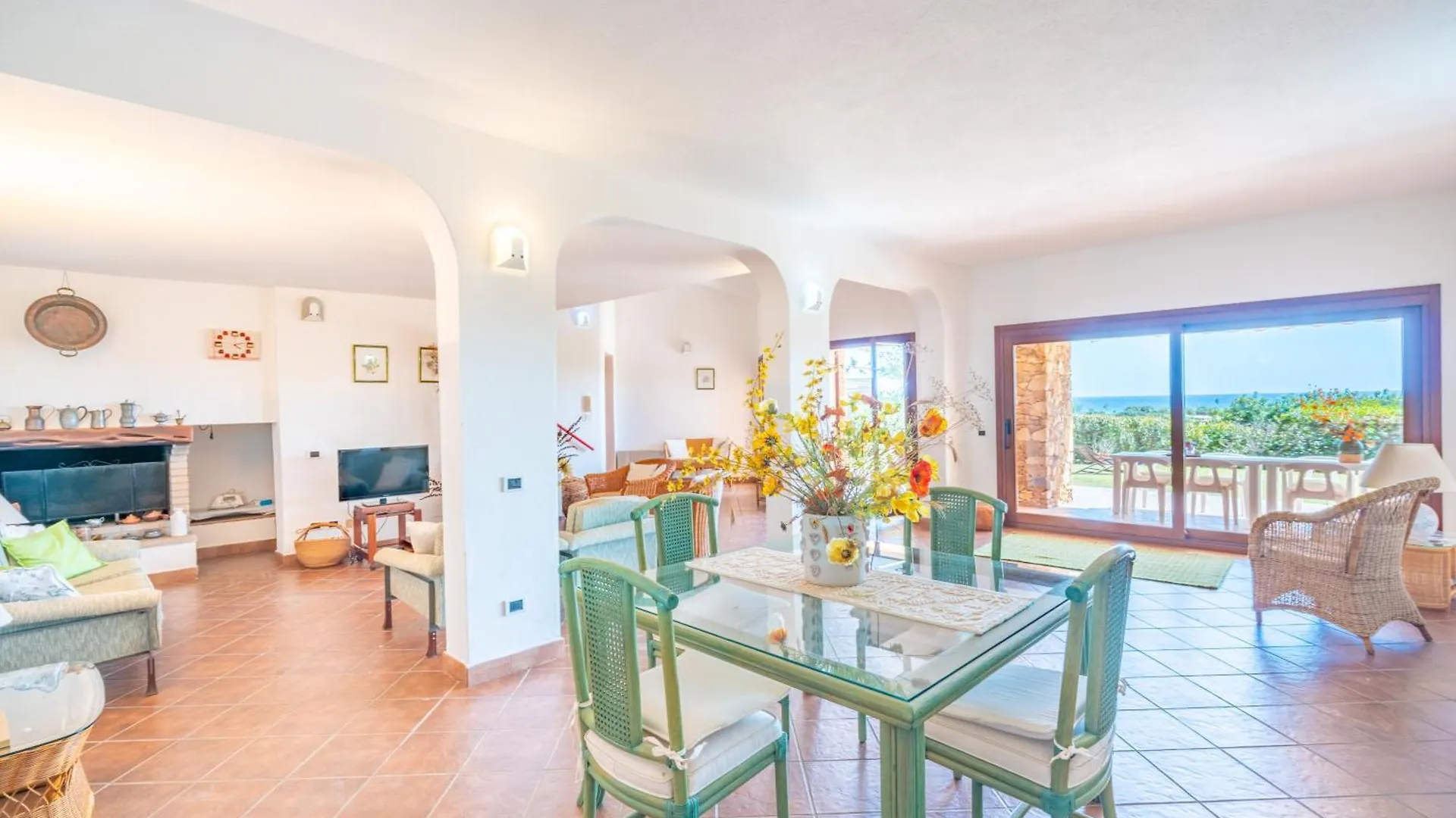La Casa Dell'Ingegnere, Chia A Piedi, Vista Mare Villa Domus De Maria 0*,